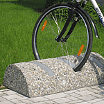 Betónový stojan na bicykle